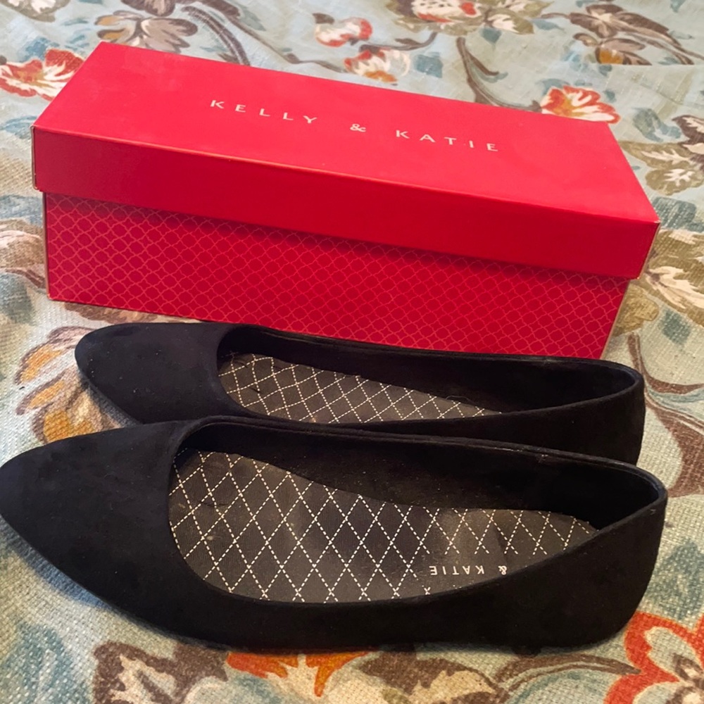Kelly and Katie black flats
